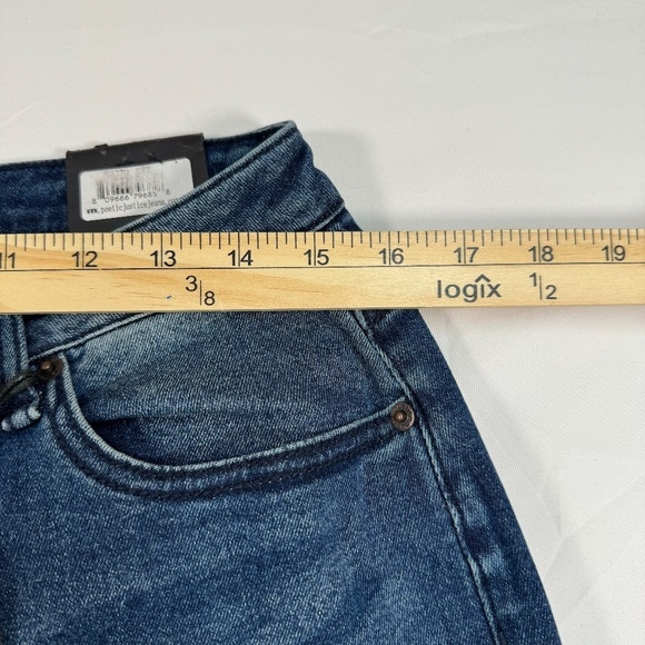 NWT Poetic Justice Verla Boyfriend Jeans Dark Wash Distressed Bleached Size 28 R - Picture 10 of 13